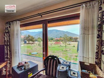 🏠León Propiedades vende o arrienda hermosa casa en sector Los Naranjos , Curacavi🏠