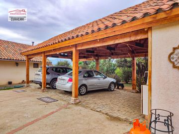 🏠León Propiedades vende o arrienda hermosa casa en sector Los Naranjos , Curacavi🏠