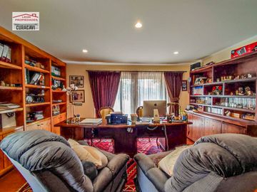 🏠León Propiedades vende o arrienda hermosa casa en sector Los Naranjos , Curacavi🏠