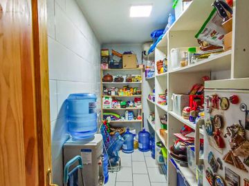 🏠León Propiedades vende o arrienda hermosa casa en sector Los Naranjos , Curacavi🏠