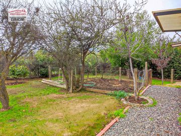 🏠León Propiedades vende o arrienda hermosa casa en sector Los Naranjos , Curacavi🏠