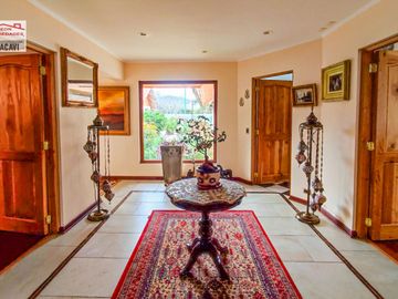 🏠León Propiedades vende o arrienda hermosa casa en sector Los Naranjos , Curacavi🏠