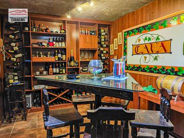 🏠León Propiedades vende o arrienda hermosa casa en sector Los Naranjos , Curacavi🏠