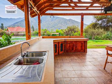 🏠León Propiedades vende o arrienda hermosa casa en sector Los Naranjos , Curacavi🏠