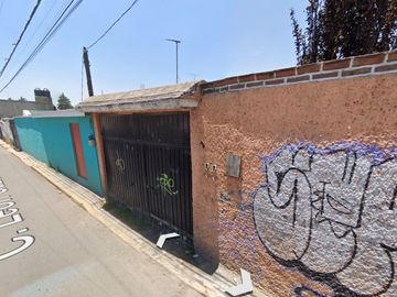 CASA EN VENTA EN LA COL. COATIPAC, METEPEC, ESTADO DE MEXICO