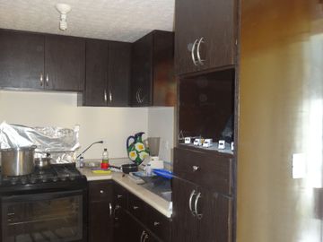 Casa en PRIVADA con vigilancia y ALBERCA