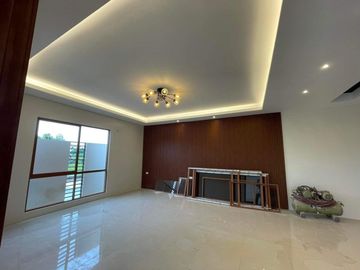 120sqm House and lot For sale (Ready For Occupancy)  with 6 Bedrooms 2 Garage in Greenwoods Pasig City (PH2820)