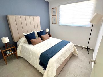 CASA EN VENTA VILLA DE POZOS, DOS PLANTAS, DOS RECÁMARAS, DOS COCHERAS Y JARDIN