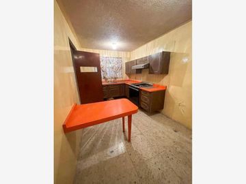 CASA EN VENTA EN FRACCIONAMIENTO DEL BOSQUE