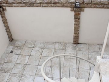 Vendo amplia y hermosa propiedad esquinera Urbanizacion Terranostra Gerona km 13.5 de via a la costa