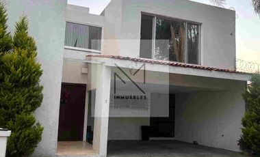 Casa en renta, cerca de la recta a Cholula.
