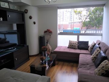 SURCO VENTA DEPARTAMENTO 1ER PISO SEMI-AMOBLADO 3 DORM 3 BAÑOS A/SERVICIO + COCHERA US $ 119,000