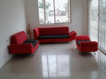 En venta casa rentera de 3 pisos en Urbanizacion via Data Posorja PLAYAS