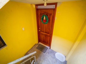 QUITUMBE QUICENTRO SUR CASA RENTERA DE VENTA 5 DEPARTAMENTOS