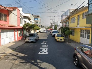 REMATE B. DE CASA EN METROPOLITANA 2A SECCION NEZAHUALCOYOTL.