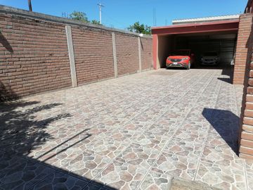 AMPLIA CASA EN ESPERANZA SONORA