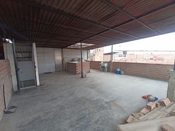 VENTA DE CASA 3 PISOS + AZOTEA EN URB. EL TREBOL AZUL - SAN JUAN DE MIRAFLORES