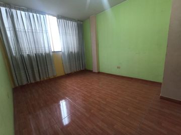 VENTA DE CASA 3 PISOS + AZOTEA EN URB. EL TREBOL AZUL - SAN JUAN DE MIRAFLORES