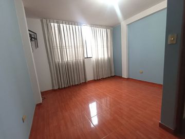 VENTA DE CASA 3 PISOS + AZOTEA EN URB. EL TREBOL AZUL - SAN JUAN DE MIRAFLORES