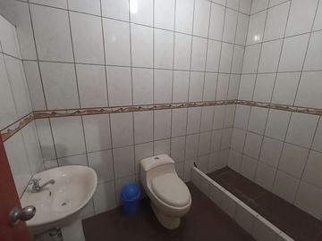 VENTA DE CASA 3 PISOS + AZOTEA EN URB. EL TREBOL AZUL - SAN JUAN DE MIRAFLORES