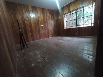 VENTA DE CASA 3 PISOS + AZOTEA EN URB. EL TREBOL AZUL - SAN JUAN DE MIRAFLORES
