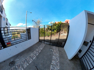 CASA A ESTRENAR EN VENTA, APLICA A CREDITO VIP, SECTOR EL VALLE, CUENCA, ECUADOR