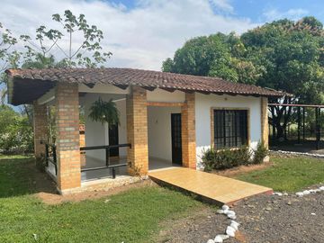 HERMOSA FINCA EN VILLAVICENCIO