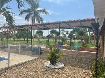 HERMOSA FINCA EN VILLAVICENCIO