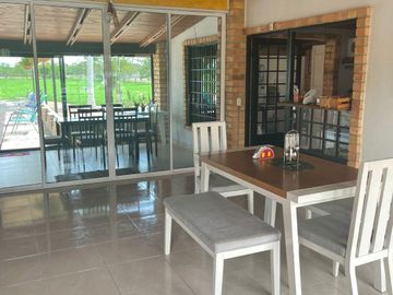 HERMOSA FINCA EN VILLAVICENCIO