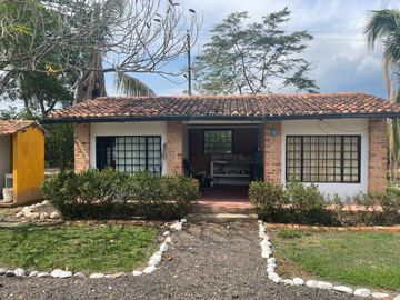 HERMOSA FINCA EN VILLAVICENCIO
