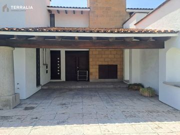Casa en Venta en Villas del Mesón Juriquilla con acabados de primera