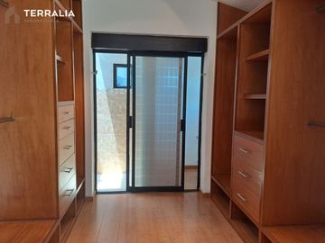 Casa en Venta en Villas del Mesón Juriquilla con acabados de primera