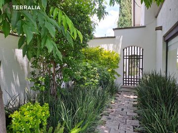Casa en Venta en Villas del Mesón Juriquilla con acabados de primera