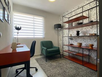 CASA EN VENTA EN CALIMAYA DENTRO DEL FRACCIONAMIENTO HACIENDA DE LAS FUENTES.