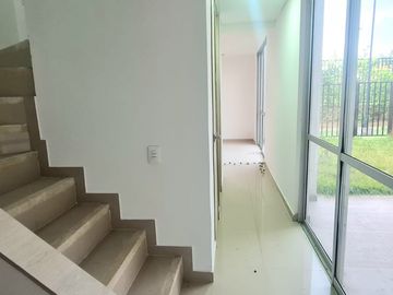 VENDO CASA JAMUNDI EN CONDOMINIO DE 2 NIVELES PARA ESTRENAR