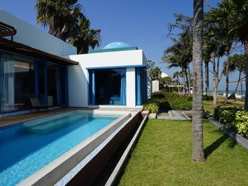 Beachfront Pool Villa Hua Hin For Sale