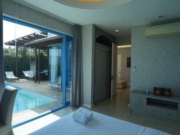 Beachfront Pool Villa Hua Hin For Sale