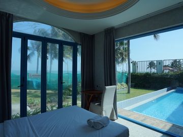 Beachfront Pool Villa Hua Hin For Sale