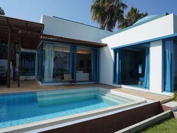 Beachfront Pool Villa Hua Hin For Sale