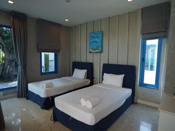 Beachfront Pool Villa Hua Hin For Sale