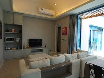 Beachfront Pool Villa Hua Hin For Sale