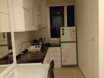 Sewa Apartemen 2BR Capitol Salemba Jakarta Pusat Furnished Mewah