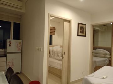 Sewa Apartemen 2BR Capitol Salemba Jakarta Pusat Furnished Mewah