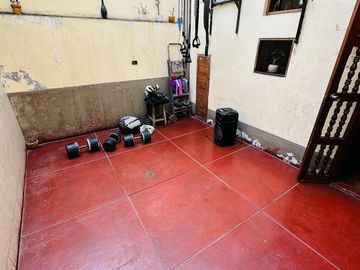 Surco Urb. San Ignacio Ampliacion, Casa En Venta De 3 Pisos