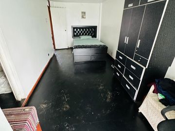Surco Urb. San Ignacio Ampliacion, Casa En Venta De 3 Pisos
