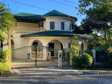 PRICE REDUCED! 4 bedroom, 3 bath home in Royale Tagaytay Estates Phase I