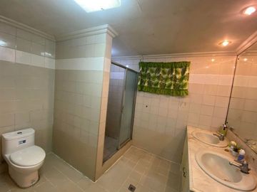 PRICE REDUCED! 4 bedroom, 3 bath home in Royale Tagaytay Estates Phase I