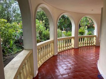 PRICE REDUCED! 4 bedroom, 3 bath home in Royale Tagaytay Estates Phase I