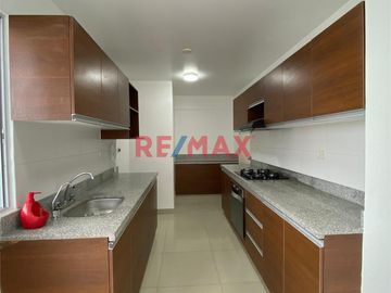 ID: 1076733 Departamento De 125 M2 Con 3 Dorm, Con Walking Closet Y Baño.