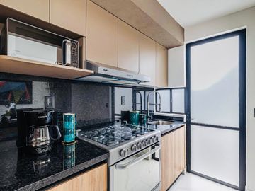 CASA A 15 MINUTOS DE CUERNAVACA, MORELOS; MEX. 3 RECÁMARAS, ALBERCA, MULTI CANCHAS, PET PARK.